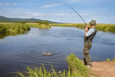 How to Fish in a River: Tips and Techniques