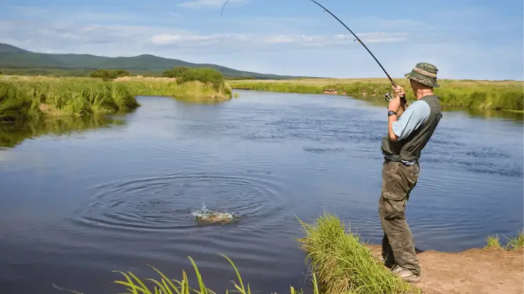 How to Fish in a River: Tips and Techniques